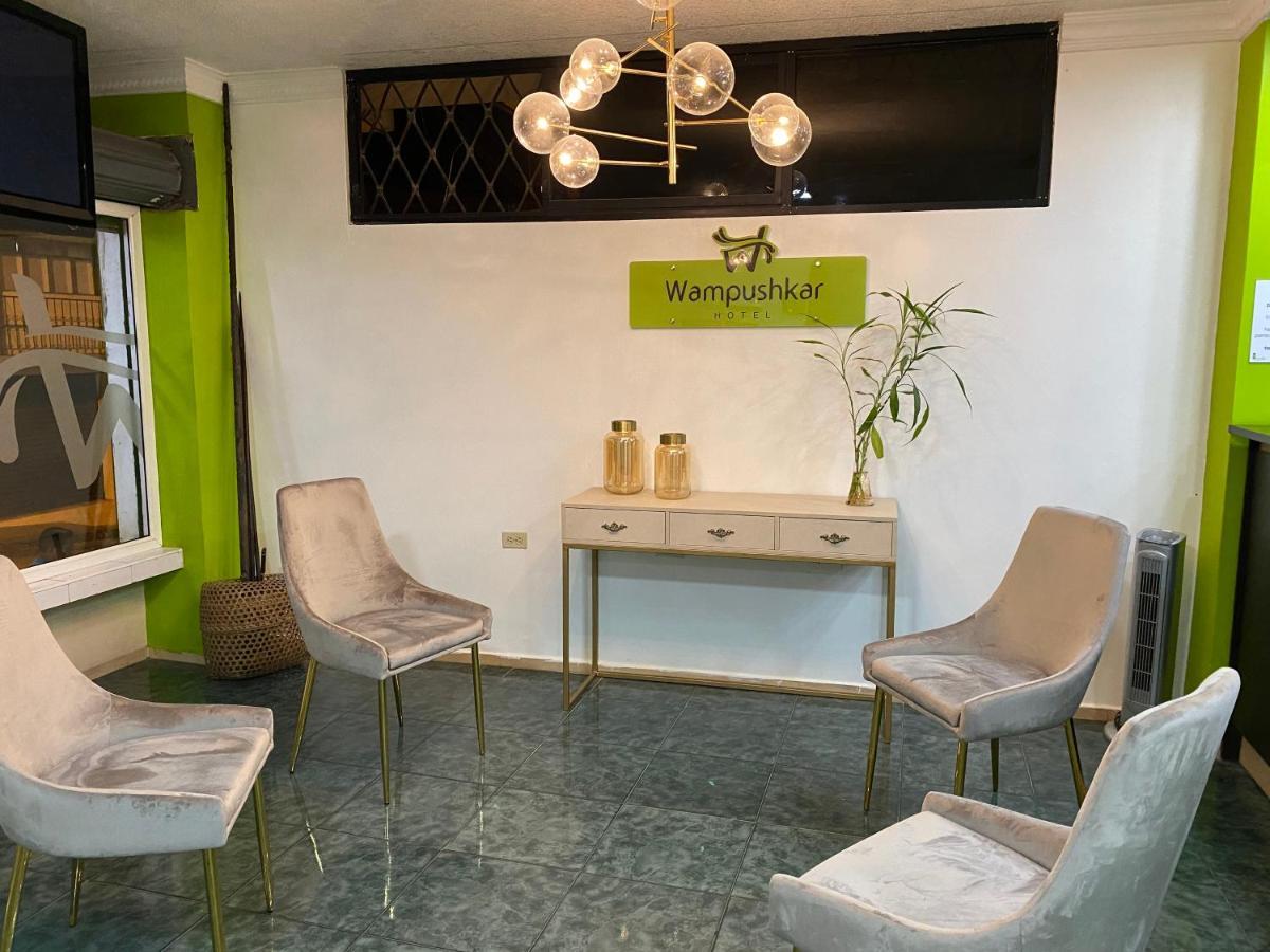 Hotel Wampushkar Zamora Dış mekan fotoğraf