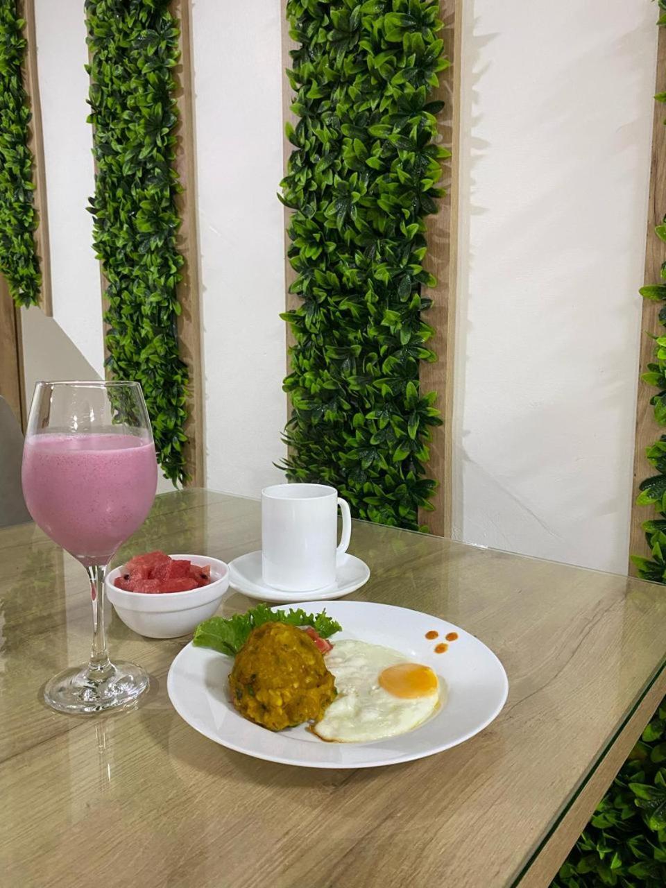 Hotel Wampushkar Zamora Dış mekan fotoğraf